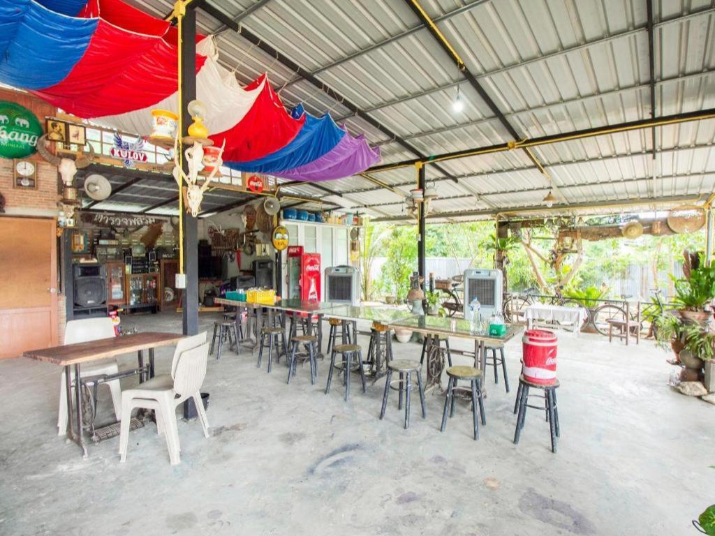 Hotel Oyo 999 Baan Pak Rom Ruen à HHQ Extérieur photo
